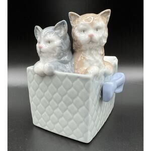 Nao Lladro Cat Figurine Kittens in Basket Vintage Porcelain Purr-fect Gift 1988